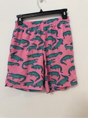Chubbies XS Pink Swim Shorts with Green Alligator Print
